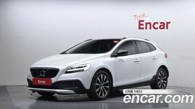 Volvo V40 2019