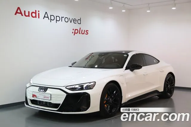 Audi S e-tron GT 2025