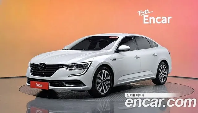 Renault SM6 2016