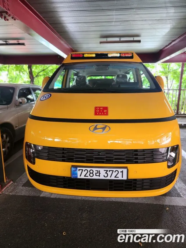 Hyundai Staria 2026