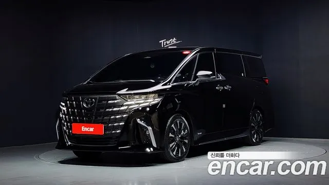 Toyota Alphard 2024