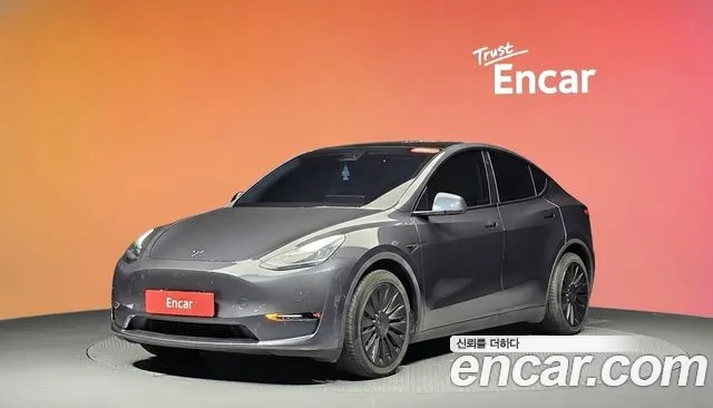 Tesla Y 2021