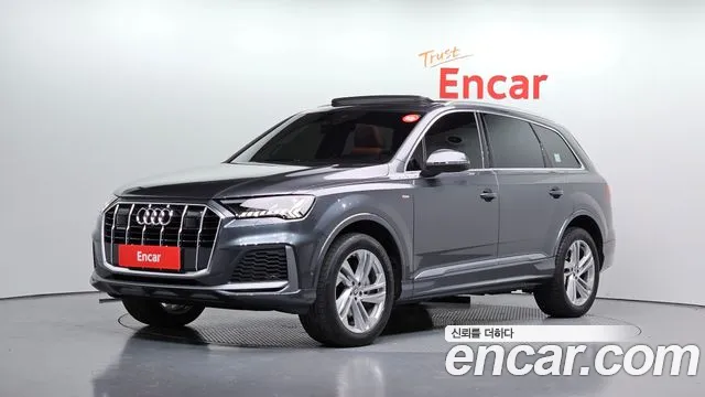 Audi Q7 2021