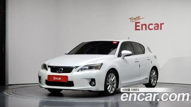 Lexus CT200h 2011