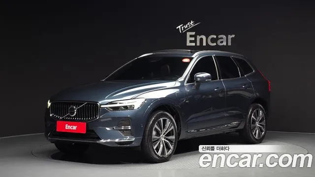 Volvo XC60 2022