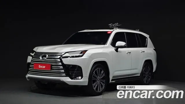 Lexus LX 2025