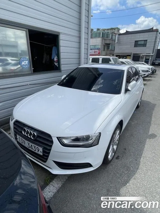 Audi A4 2014