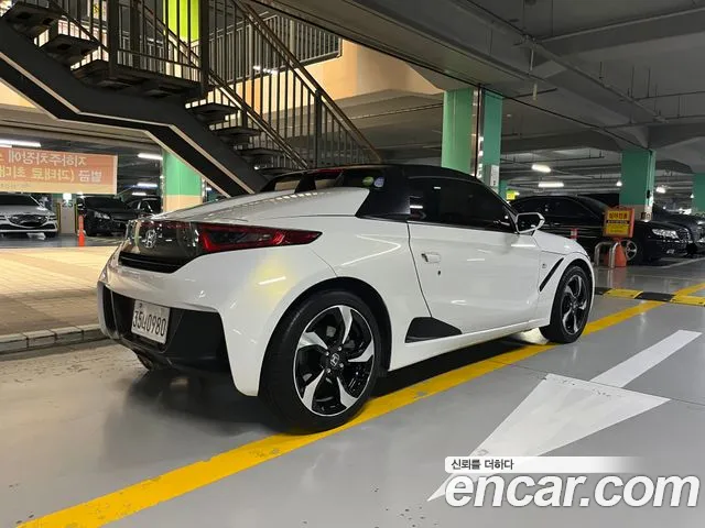 Honda S660 2016
