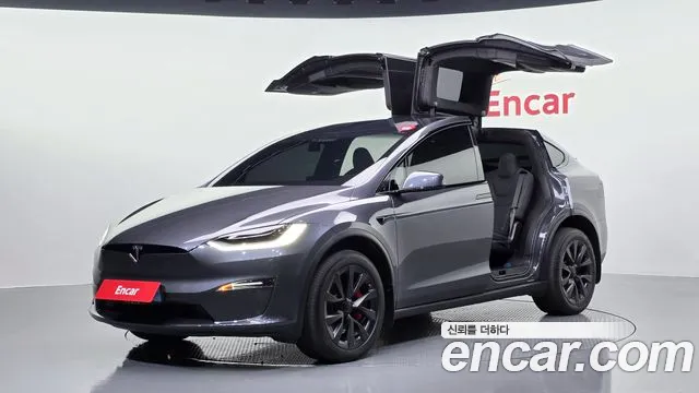 Tesla Model X 2023
