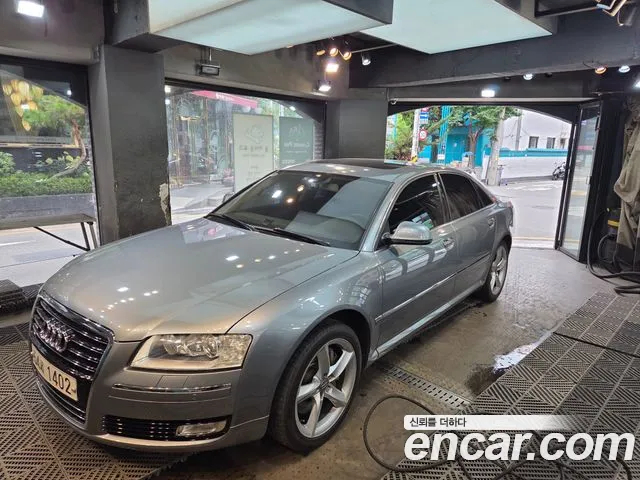 Audi A8 2010