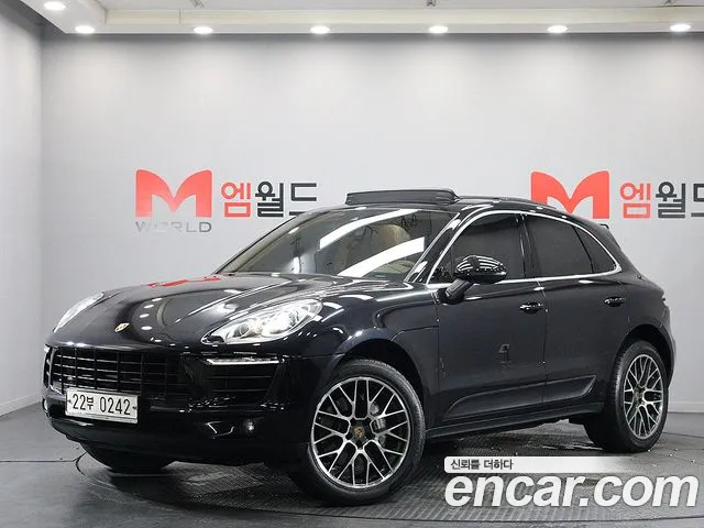 Porsche Macan 2016