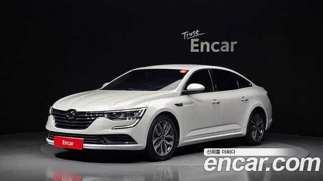 Renault SM6 2016
