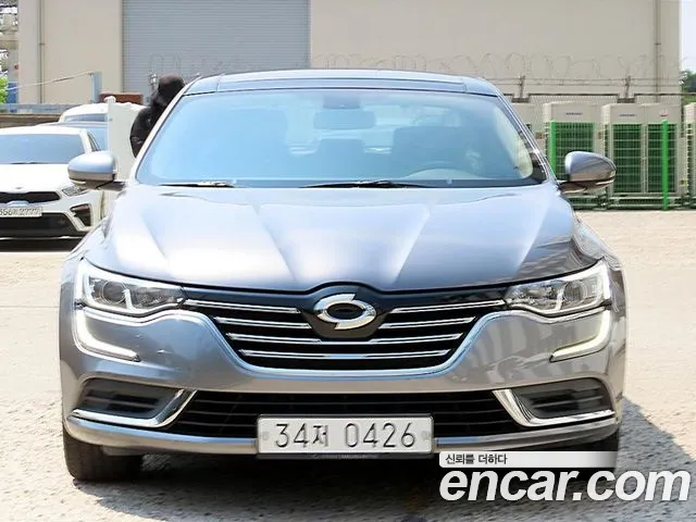 Renault SM6 2016