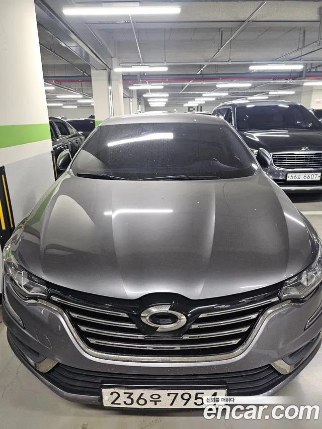 Renault SM6 2019