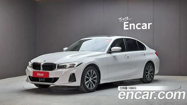BMW 3-Series 2023