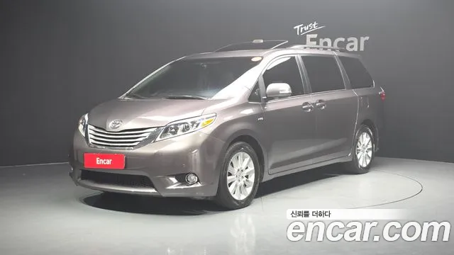 Toyota Sienna 2016