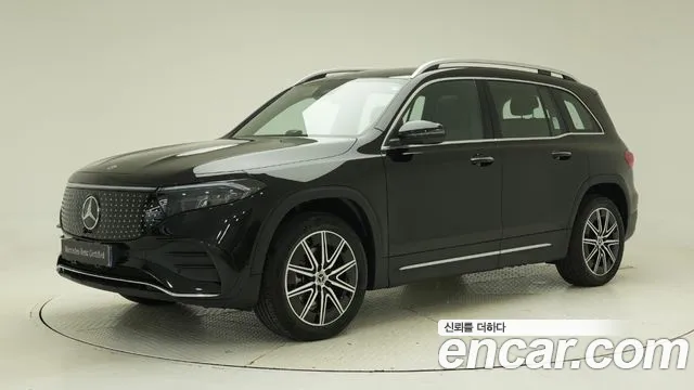 Mercedes-Benz EQB 2025