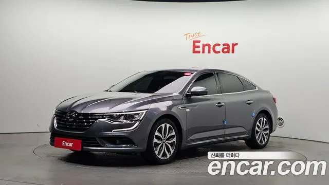 Renault SM6 2016