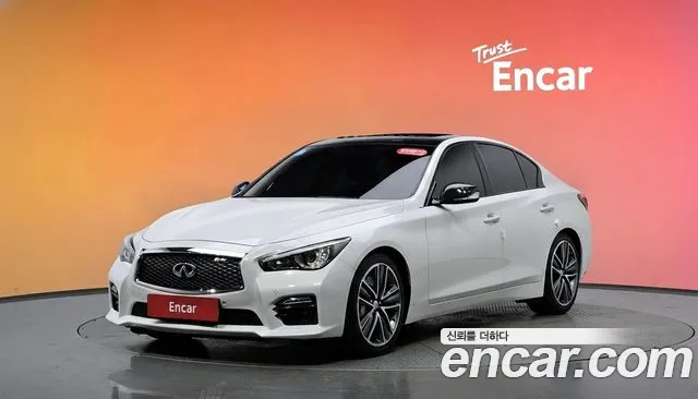 Infiniti Q50 2016
