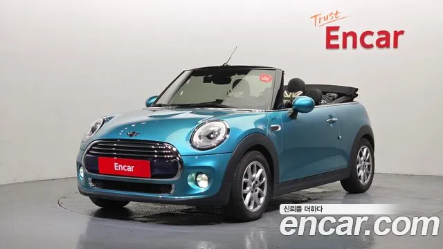 MINI Cooper Convertible 2018