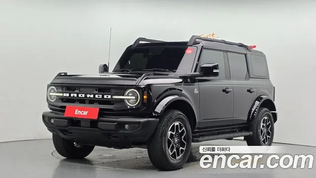 Ford Bronco 2023