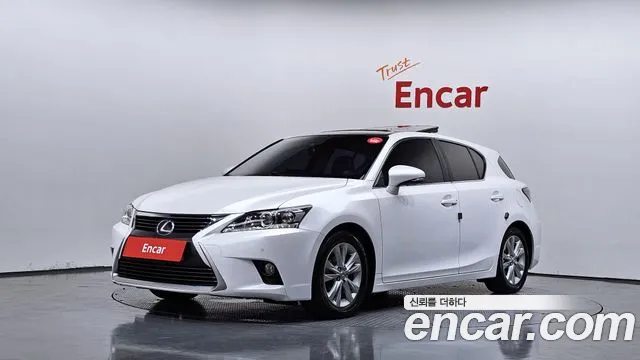 Lexus CT200h 2015