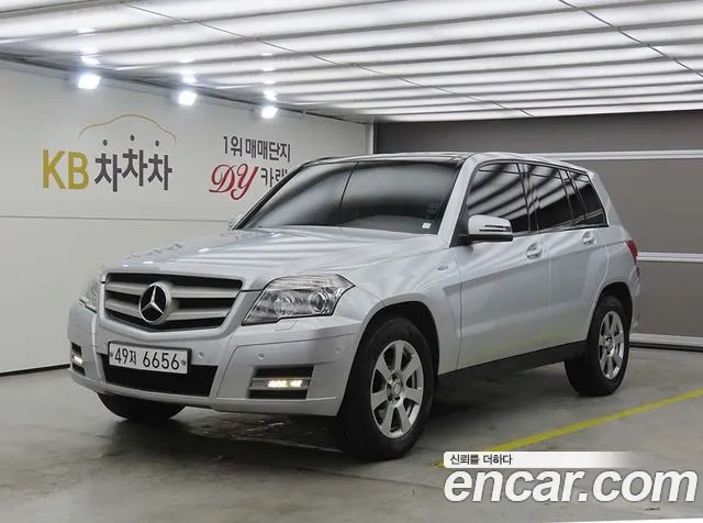 Mercedes-Benz GLK-Class 2011