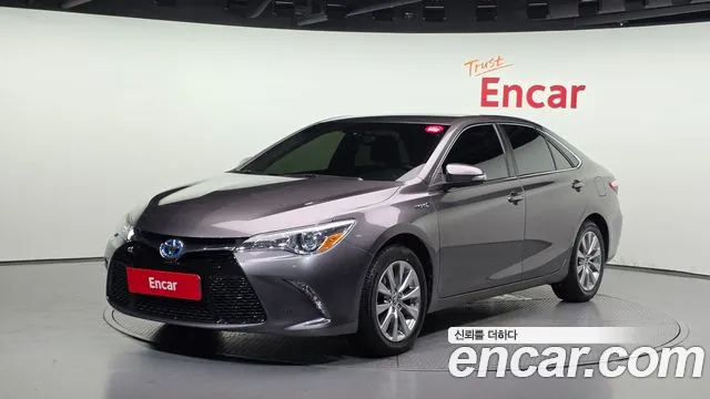 Toyota Camry 2015