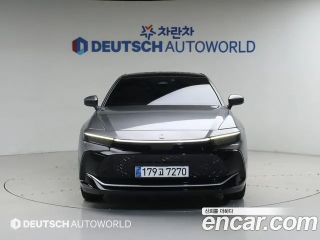 Toyota Crown 2024