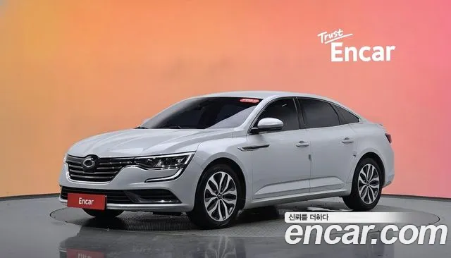 Renault SM6 2016