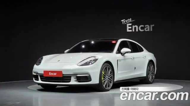 Porsche Panamera 2019