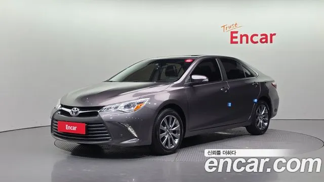 Toyota Camry 2015