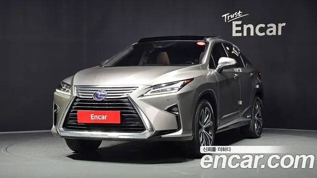 Lexus RX 2019