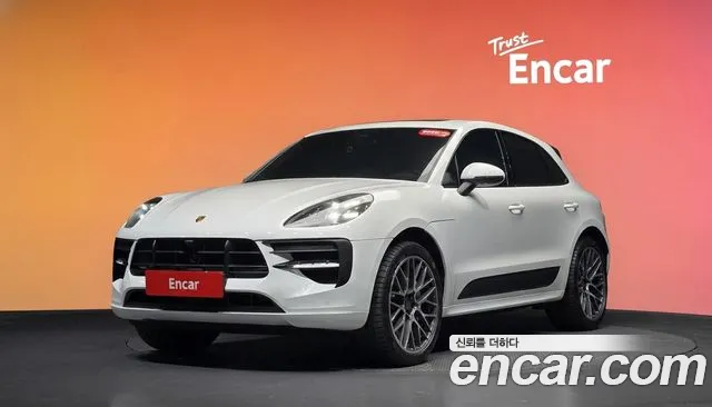 Porsche Macan 2020