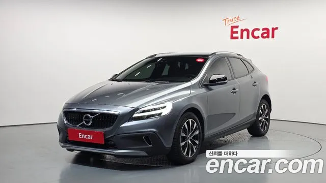 Volvo V40 2019