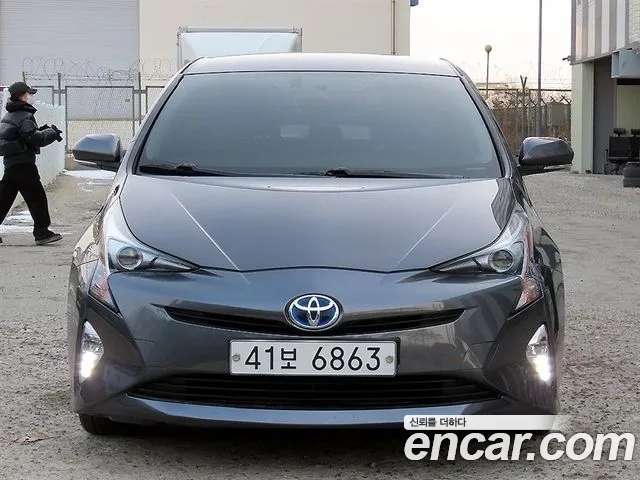 Toyota Prius 2018