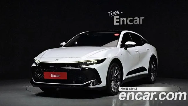 Toyota Crown 2025