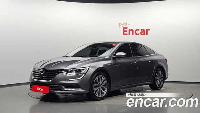 Renault SM6 2016