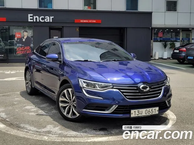 Renault SM6 2016