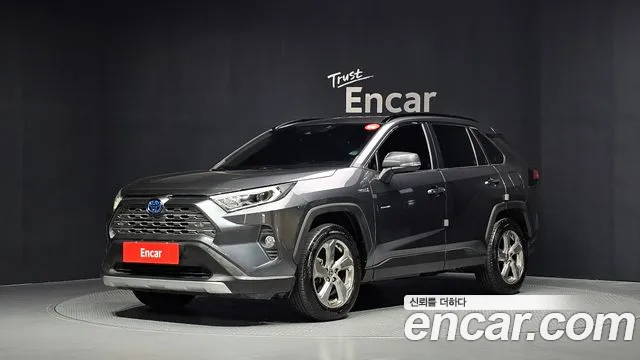 Toyota RAV4 2021