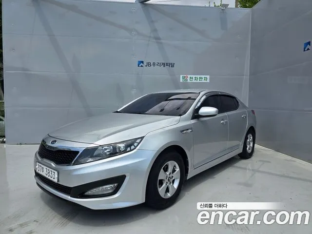 Kia K5 2011