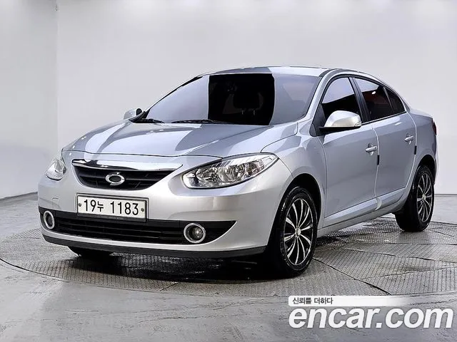 Renault SM3 2011