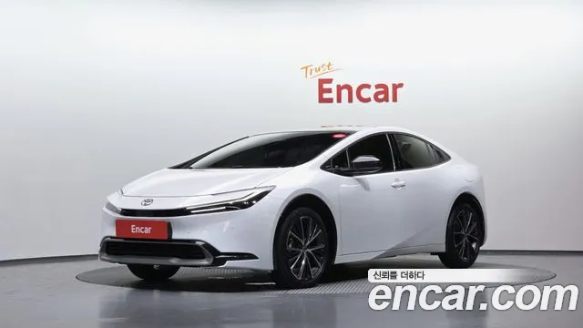 Toyota Prius 2023