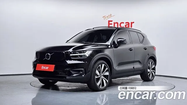 Volvo XC40 2022