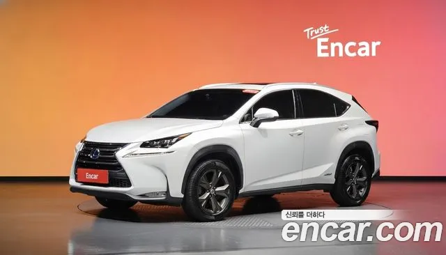 Lexus NX 2014
