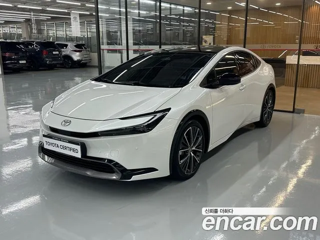 Toyota Prius 2025