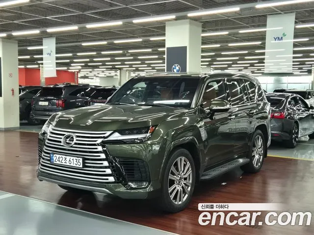 Lexus LX 2025