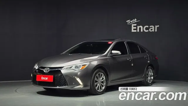 Toyota Camry 2017