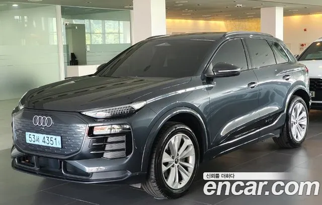 Audi Q6 e-tron 2025