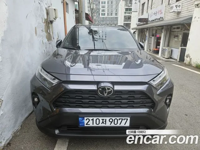 Toyota RAV4 2025